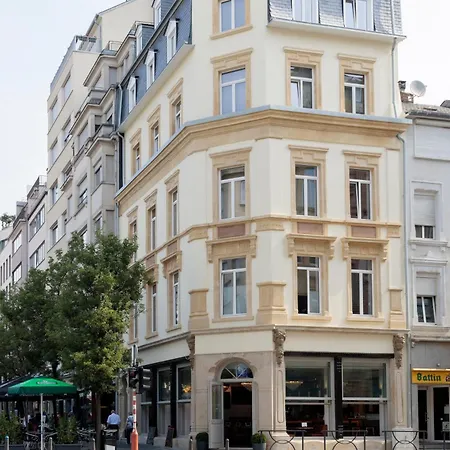 The Queen Luxury - Fiorita Apartment *