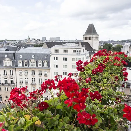 The Queen Luxury - Fiorita Luxemburg