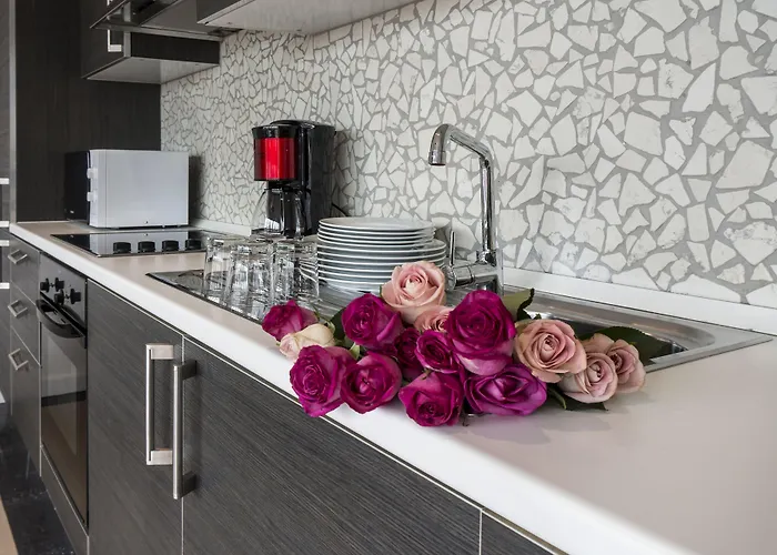 The Queen Luxury - Fiorita * Luxemburg