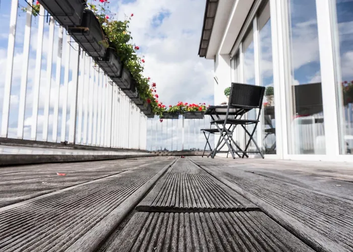 The Queen Luxury - Fiorita Apartamento *